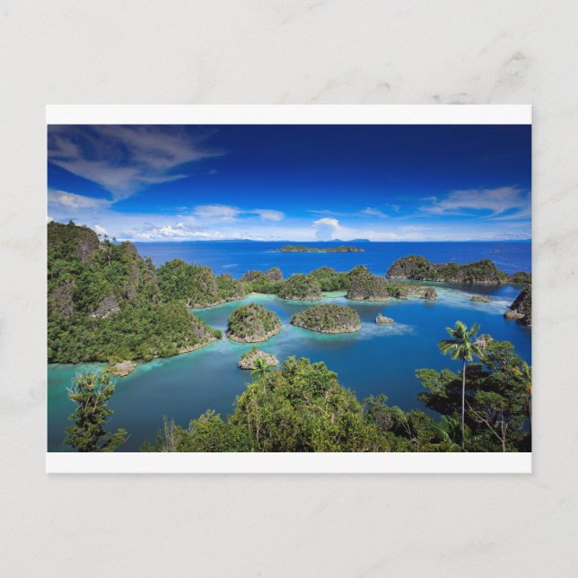 The beach secret paradise islands postcard (Front)