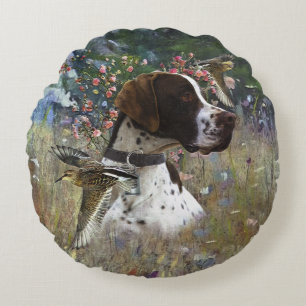 The beautiful pointer in the field  round cushion