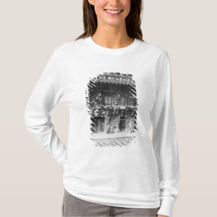 The Cabaret de 'l'Enfer' in Paris T-Shirt