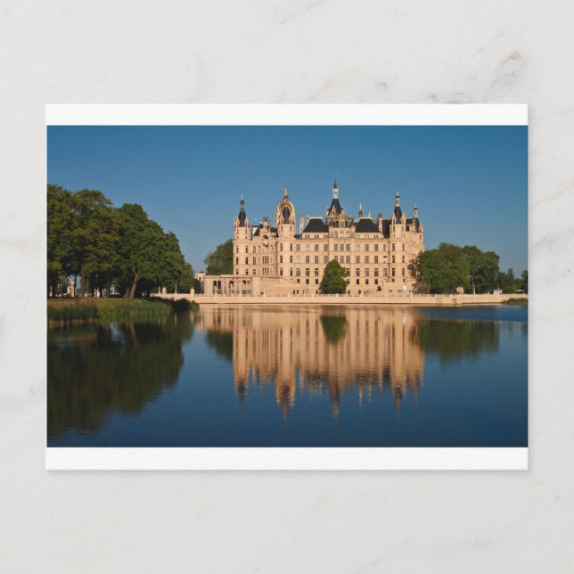 The castle in Schwerin in Germany Postcard (Front)
