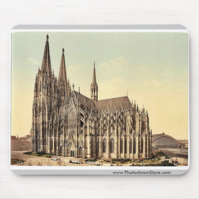 The cathedral, side, Cologne, the Rhine, Germany r Mouse Mat (Front)