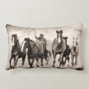 The Chase I Lumbar Cushion