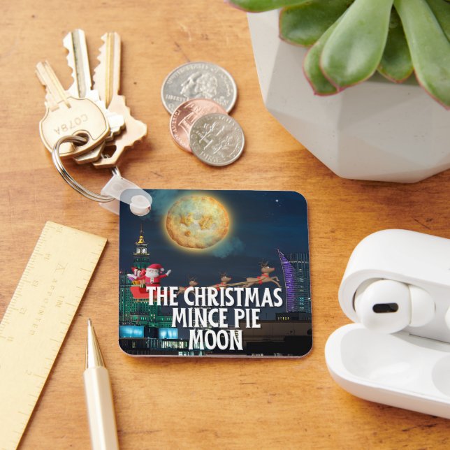 The Christmas Mince Pie Moon Key Ring (Desk)