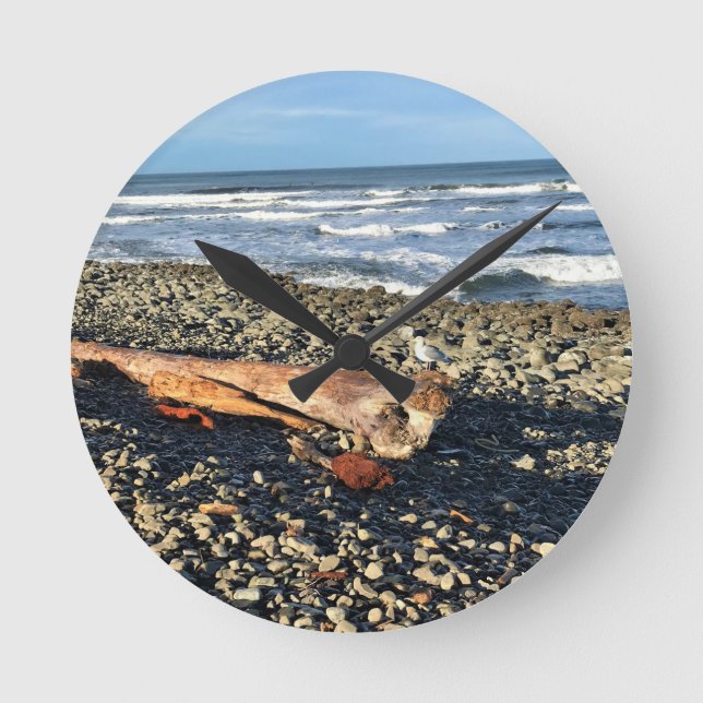 The Cove at Seaside, Oregon Round Clock (Front)