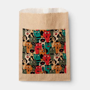 The crowd of cats favour bags