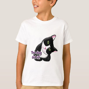 The dog did it Cat T-Shirt