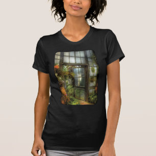 The door to paradise T-Shirt