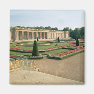 The Garden Facade of the Grand Trianon, 1687 (phot Magnet