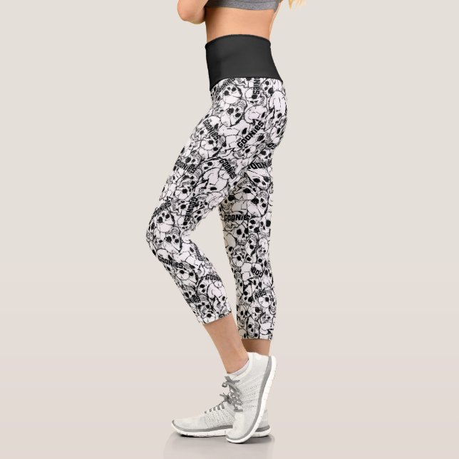 The Goonies One-Eyed Willy Skull Pattern Capri Leggings (Left)