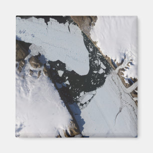 The ice island magnet