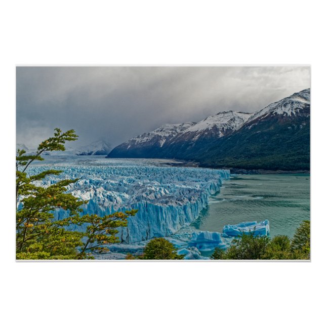 The impressive Perito Moreno Glacier Poster (Front)