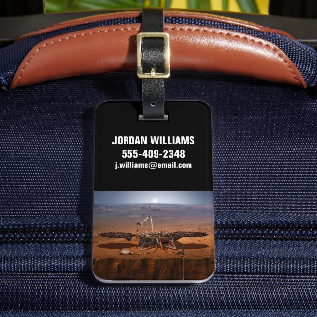 The Insight Lander Luggage Tag (Front Insitu 2)