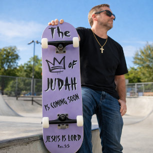 The King of Judah Jesus Purple Crown Graffiti Text Skateboard