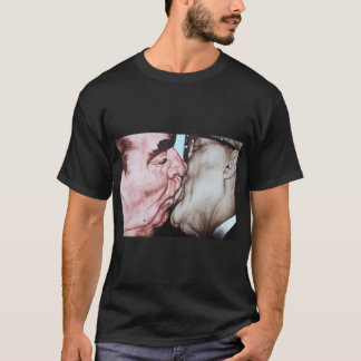 The Kiss friend T-Shirt