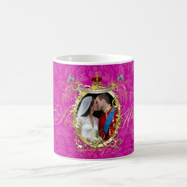the kiss, will+kate wedding, DIY backgroun colour! Coffee Mug (Center)