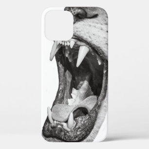 The lion roars iPhone 12 case
