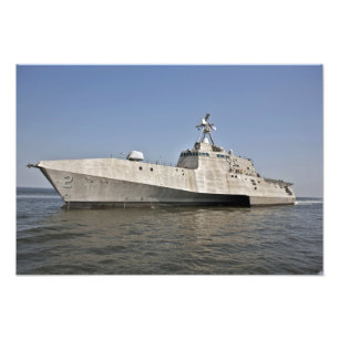 The littoral combat ship Independence underway Photo Print