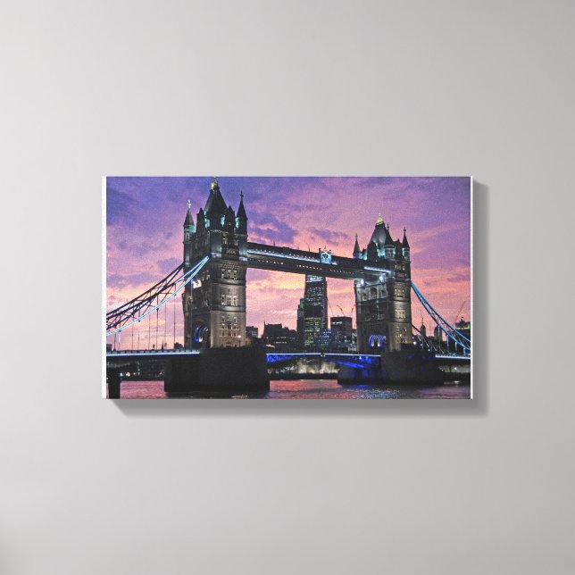 The London Tower Bridge at night painting  Canvas  (Front)