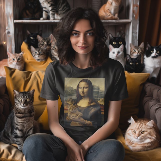 The Meow Lisa T-Shirt (A CATwist on a masterpiece!)