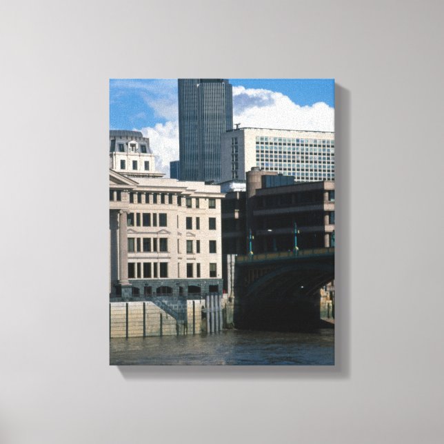 The Nat West Tower of Tower 42 The City of London Canvas Print (Front)