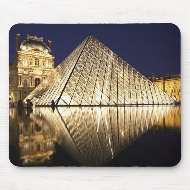 The night view of the glass Pyramid of Musee du Mouse Mat (Front)