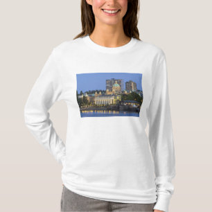 The Parliament Buliding lit up at the inner T-Shirt