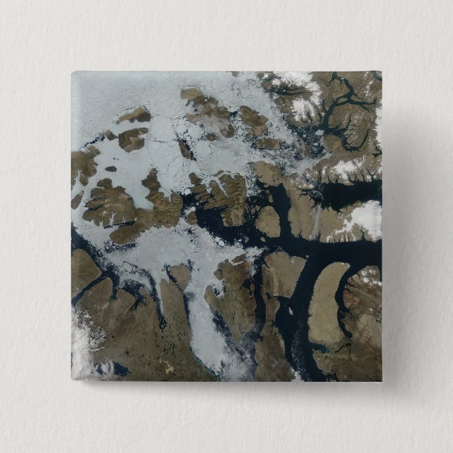 The Queen Elizabeth Islands 15 Cm Square Badge (Front)