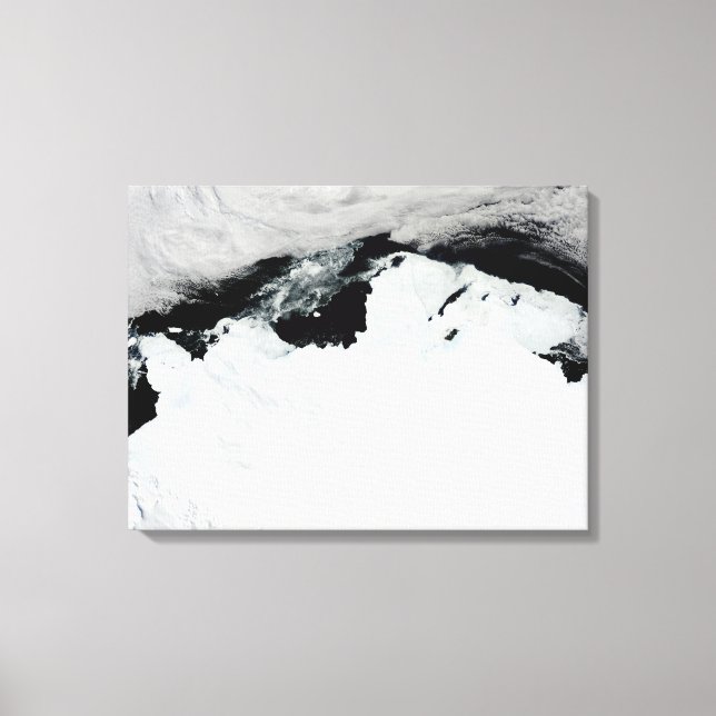 The Queen Mary Coast of Antarctica Canvas Print (Front)
