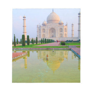 The quiet peaceful World Famous Taj Mahal at Notepad