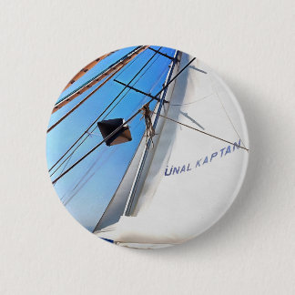 The Realist Adjusts The Sails Nautical Art 6 Cm Round Badge