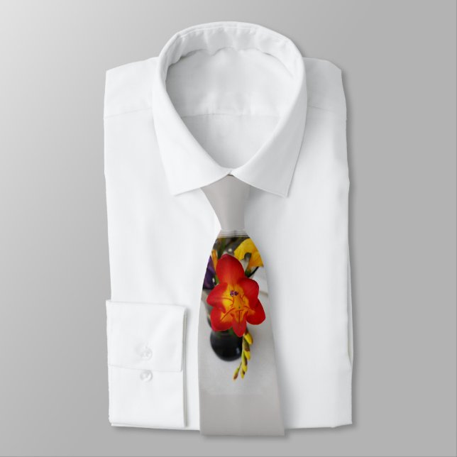 The red freesia tie (Tied)