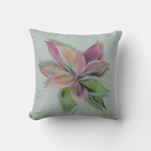 The Reo Flower Pattern Throw Pillow