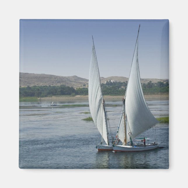 The River Nile and sailing boats used as Magnet (Front)
