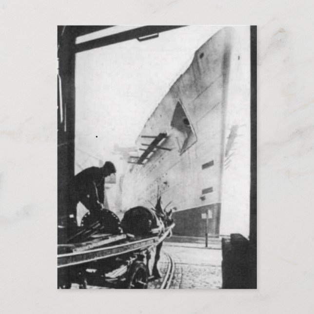 The RMS Queen Mary Postcard Collection (Front)