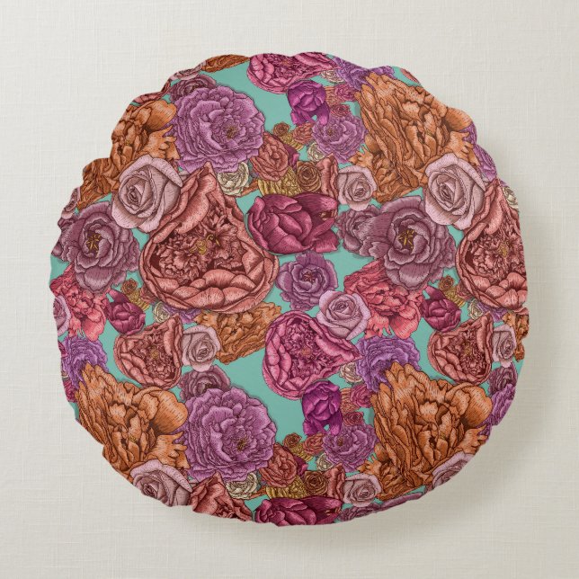 The road not taken poem round cushion (Front)