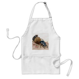 THE SACRED BEETLE 2 STANDARD APRON