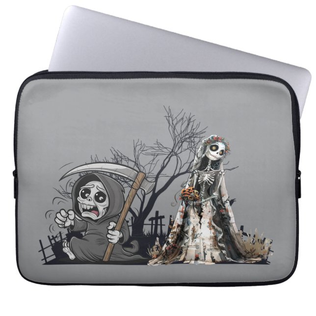  The Skeleton and the Corpse Bride. Laptop Sleeve (Front)