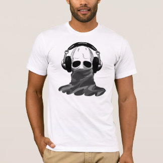 The Skull: Headphones & Camouflaged Turtleneck B T-Shirt