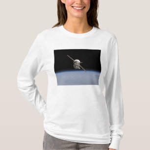 The Soyuz TMA-11 spacecraft above Earth's horiz T-Shirt