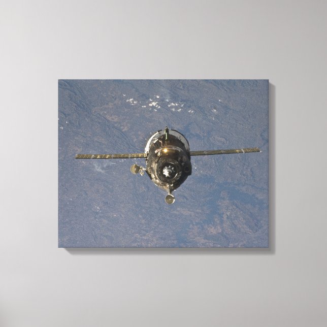 The Soyuz TMA-19 spacecraft 2 Canvas Print (Front)
