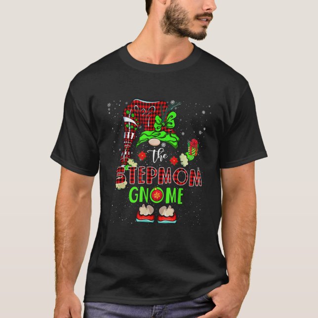 The Stepmom Gnome Christmas Red Plaid Gnome Hat Fa T-Shirt (Front)