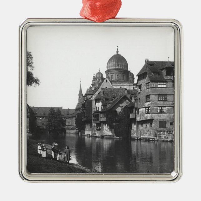 The synagogue at Nuremberg, c.1910 Metal Tree Decoration (Front)