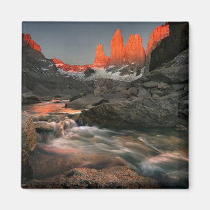 The Three Towers Magnet