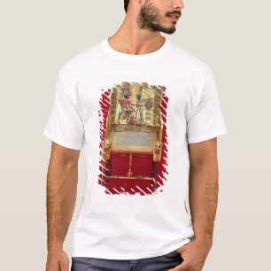 The throne, from the Tomb of Tutankhamun T-Shirt
