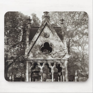 The Tomb of Abelard and Heloise, built in 1817 Mouse Mat