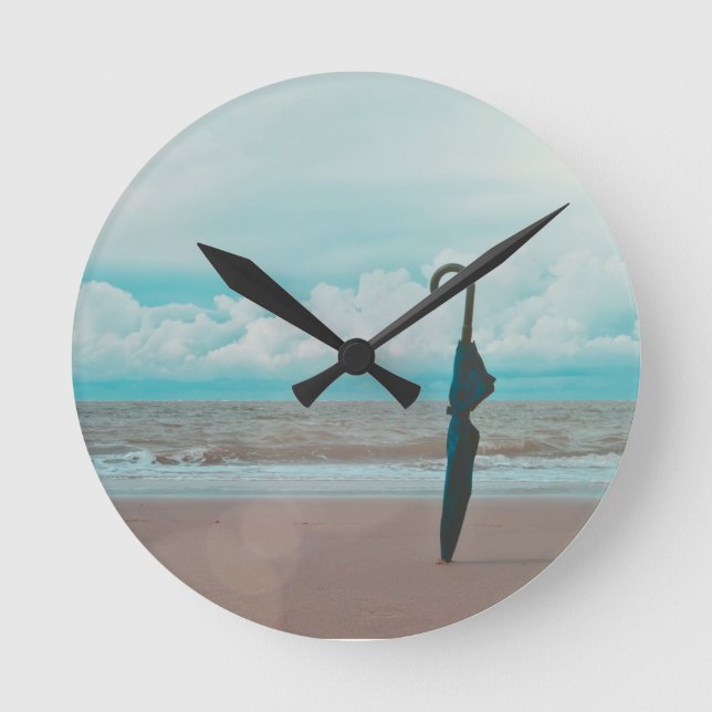 The umbrella - round clock (Front)