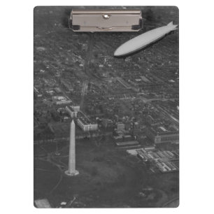 The US Airship 'USS Los Angeles' ZR3 flying over Clipboard