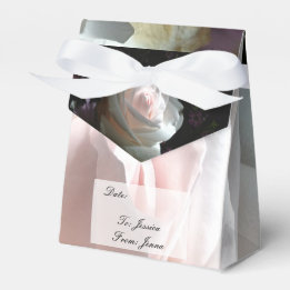 The White Rose - Favour Box