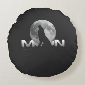 the wolf`s cry under the full moon round cushion