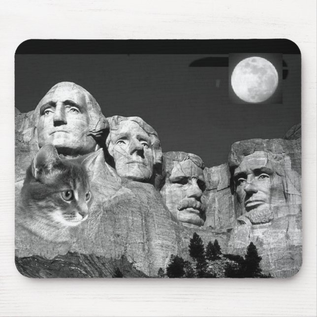 There's a Kitty on Mount Rushmore! Mouse Mat (Front)